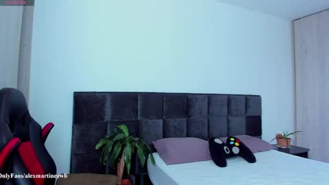Onlyfansalexmartinezwb  Instagram alexwbmartinez  Twitter martinezcb937 online show from April 2026 07:58:01 PM