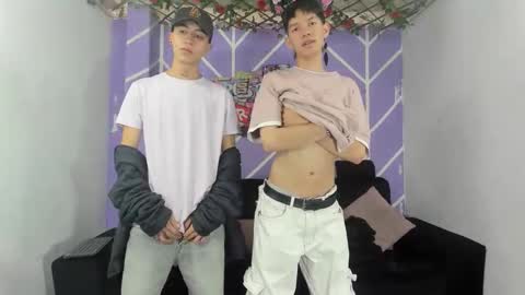 chicos hot online show from March 2026 10:14:01 PM