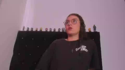 Snapshot of alexandra_clauss chatting on June 2026 07:45:01 PM alexandra clauss online show from June 2026 07:45:01 PM