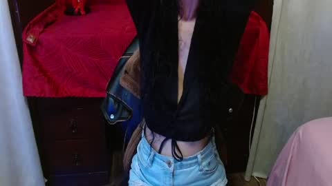 alexandra_jonas online show from April 2026 01:48:01 AM