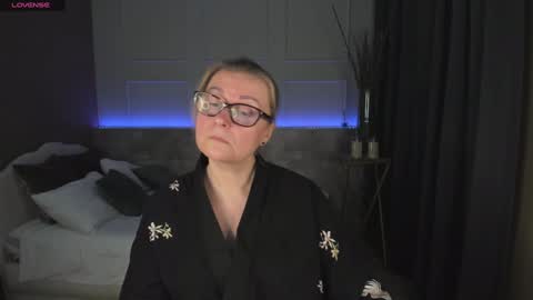 Alexandra online show from January 2025 08:56:01 PM