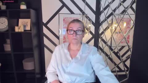 Alexandra online show from February 2025 06:22:01 PM