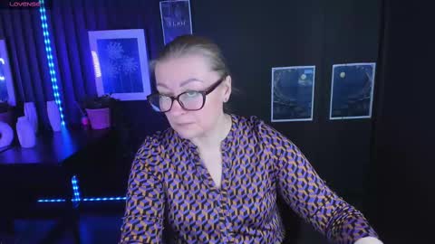 Alexandra online show from February 2025 08:49:02 PM