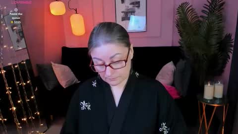 Alexandra online show from February 2026 08:40:02 PM