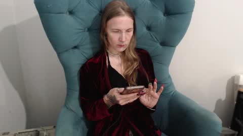 Alexandra online show from May 2026 12:14:02 PM