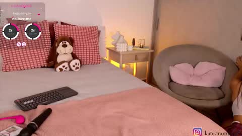 Snapshot of alexaporter chatting on December 2025 07:53:02 PM Alexa online show from December 2025 07:53:02 PM