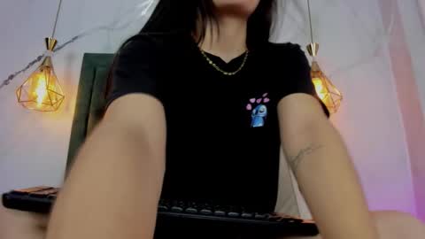 Snapshot of alexavans chatting on November 2025 09:47:01 PM online show from November 2025 09:47:01 PM