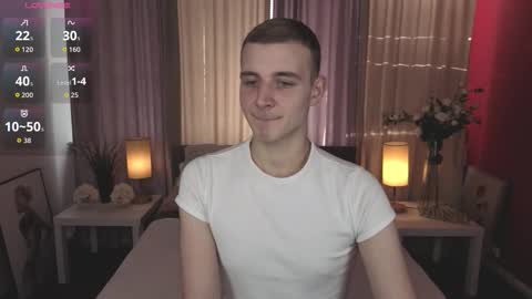 Snapshot of alexcolee chatting on February 2026 02:10:01 PM alexcolee online show from February 2026 02:10:01 PM