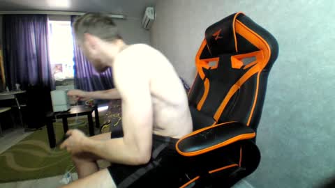 Snapshot of alexfox2018 chatting on December 2024 12:22:02 PM Alex online show from December 2024 12:22:02 PM