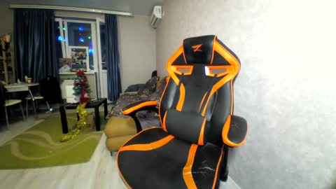 Snapshot of alexfox2018 chatting on December 2024 03:03:01 PM Alex online show from December 2024 03:03:01 PM