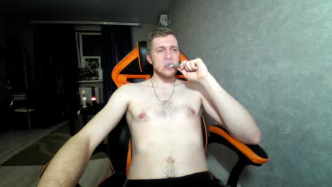 Snapshot of alexfox2018 chatting on January 2025 03:49:01 PM Alex online show from January 2025 03:49:01 PM