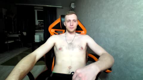 Snapshot of alexfox2018 chatting on February 2025 09:30:01 PM Alex online show from February 2025 09:30:01 PM