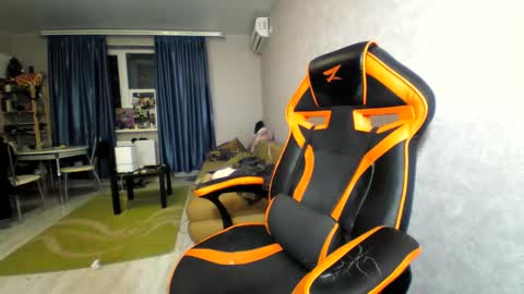 Snapshot of alexfox2018 chatting on March 2025 06:01:02 PM Alex online show from March 2025 06:01:02 PM