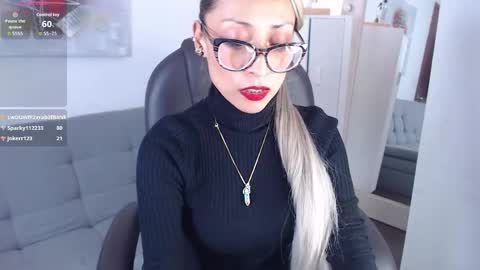 Snapshot of alexia_james_ chatting on April 2026 08:40:02 PM Alexa online show from April 2026 08:40:02 PM