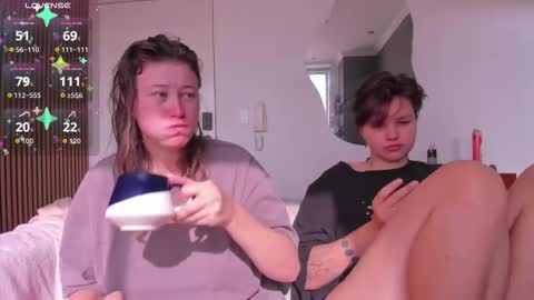 Alexia online show from November 2025 01:11:01 PM