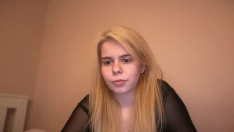 Snapshot of alexis_bloom chatting on December 2025 04:52:01 AM Youaresick online show from December 2025 04:52:01 AM