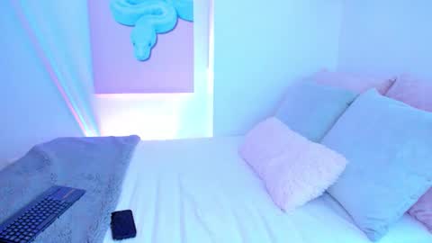 Snapshot of alexis_rosses chatting on November 2025 11:21:01 AM Alexiis 3 online show from November 2025 11:21:01 AM