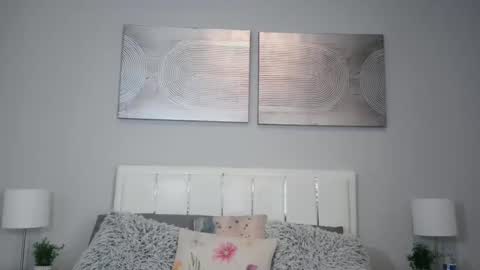 Snapshot of alexisamour chatting on February 2025 08:41:01 PM Alexis Morr online show from February 2025 08:41:01 PM