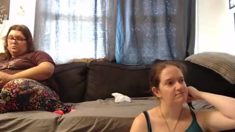 Snapshot of alexisandtherest chatting on July 2026 04:13:01 PM Alexis online show from July 2026 04:13:01 PM