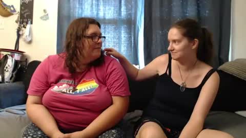 Snapshot of alexisandtherest chatting on July 2026 08:26:02 PM Alexis online show from July 2026 08:26:02 PM