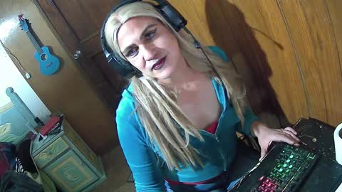 alexiss699 online show from December 2024 04:31:02 AM