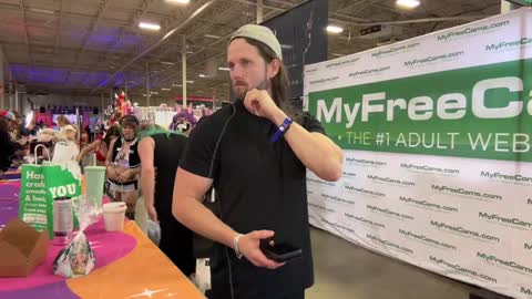 Alex Mann online show from December 2024 10:30:02 PM