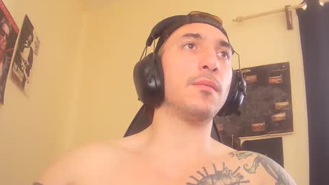 Snapshot of alexopenmind21 chatting on October 2025 06:36:01 PM Alexxx online show from October 2025 06:36:01 PM