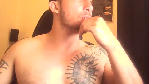 Snapshot of alexopenmind21 chatting on December 2025 08:59:02 PM Alexxx online show from December 2025 08:59:02 PM