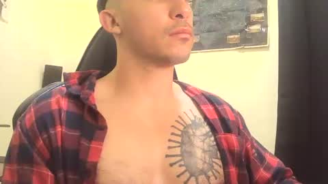 Snapshot of alexopenmind21 chatting on December 2025 04:59:02 PM Alexxx online show from December 2025 04:59:02 PM