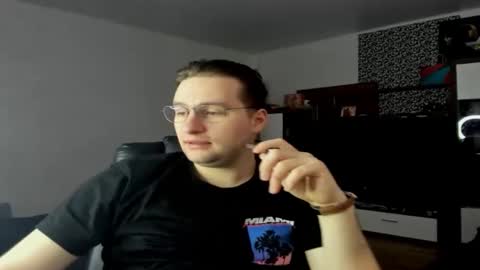 alexs9xtime online show from January 2026 12:30:01 PM