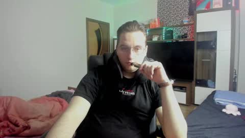 alexs9xtime online show from March 2026 12:42:01 PM