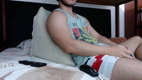 Snapshot of alexsb1998 chatting on February 2025 06:51:01 AM alexsb1998 online show from February 2025 06:51:01 AM