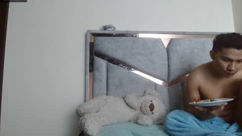 alex y luisa online show from December 2025 03:06:01 PM