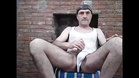 Alexandr online show from November 2025 03:38:01 AM