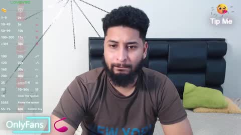 Snapshot of alexx_bbc_ chatting on December 2024 06:40:01 PM alexx_bbc_ online show from December 2024 06:40:01 PM