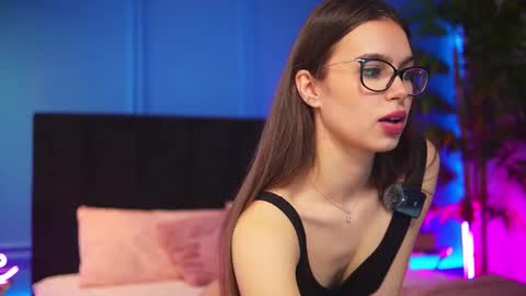 Alexxis Rae online show from November 2025 04:46:02 AM