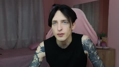 Snapshot of alexxone_ chatting on October 2025 12:34:02 PM Alex online show from October 2025 12:34:02 PM