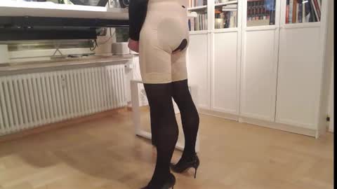 Shyshiny online show from December 2024 11:33:02 PM