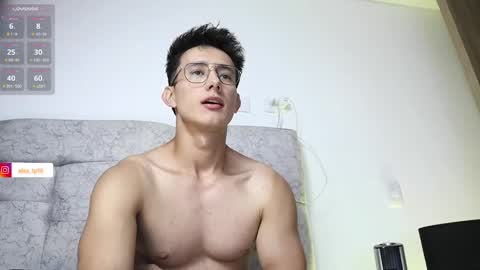 Snapshot of alexxx__01 chatting on October 2025 12:34:01 AM Alex online show from October 2025 12:34:01 AM