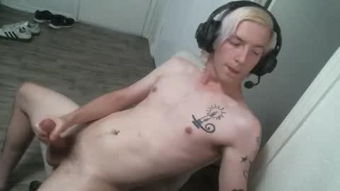 Alexxxmic online show from November 2025 04:30:01 PM