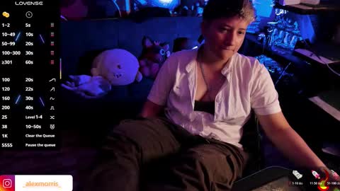 Snapshot of alexxxmorris chatting on November 2025 07:16:02 PM ALEXXX MORRIS online show from November 2025 07:16:02 PM