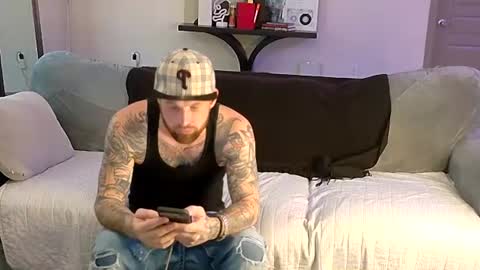 Snapshot of alexxxzander1 chatting on June 2026 07:52:02 PM Alex online show from June 2026 07:52:02 PM
