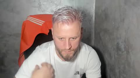 Snapshot of alexyno2020 chatting on January 2026 10:41:02 PM alexyno2022 ONLYFANS online show from January 2026 10:41:02 PM