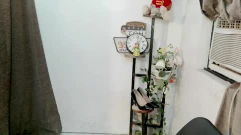 MARIE online show from October 2025 07:05:02 AM