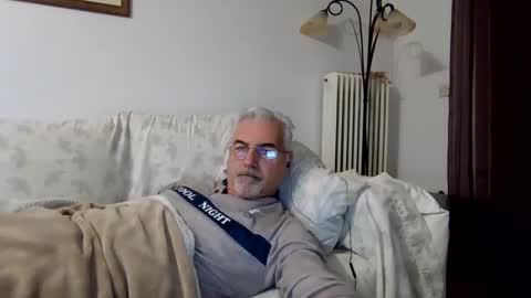 I wanna cum online show from February 2026 12:26:01 AM