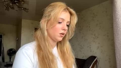 Maria online show from October 2025 07:14:02 AM