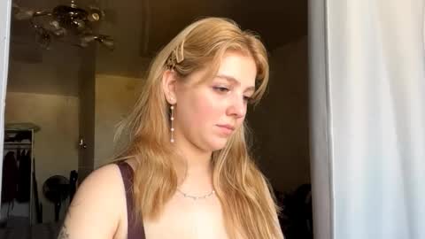 Maria online show from October 2025 07:16:01 AM