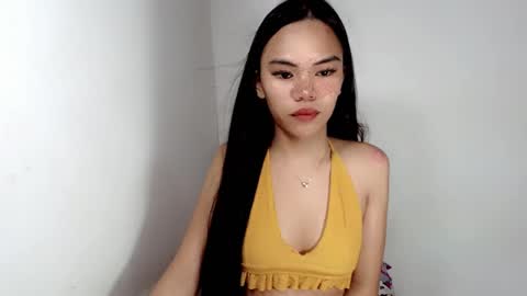 ALIAH online show from October 2025 07:00:01 PM