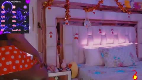 Snapshot of aliana_ross chatting on December 2025 04:29:01 AM aliana_ross online show from December 2025 04:29:01 AM