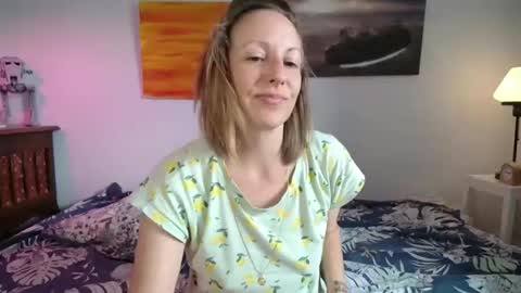 Snapshot of alice8363 chatting on June 2026 07:11:02 AM Alice online show from June 2026 07:11:02 AM